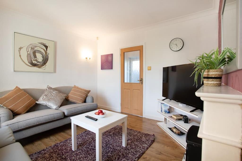 Rawmarsh House, Rotherham For Contractors & Families, Free Parking, High Speed Wifi, Etc Dış mekan fotoğraf